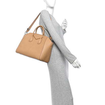 Givenchy Sugar Goatskin Medium Antigona Light Beige 2 of 12