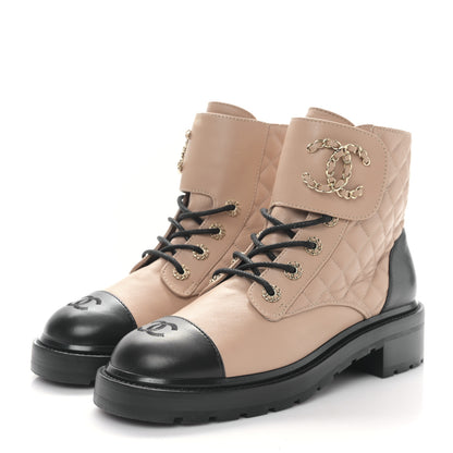 Chanel Shiny Lambskin Quilted Lace Up Combat Boots 40.5 Beige Black 3 of 8