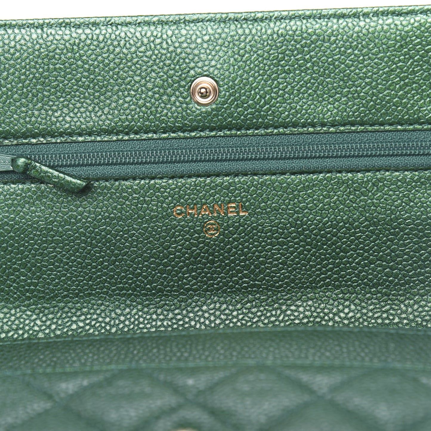 Metallic Caviar Quilted Wallet On Chain WOC Green