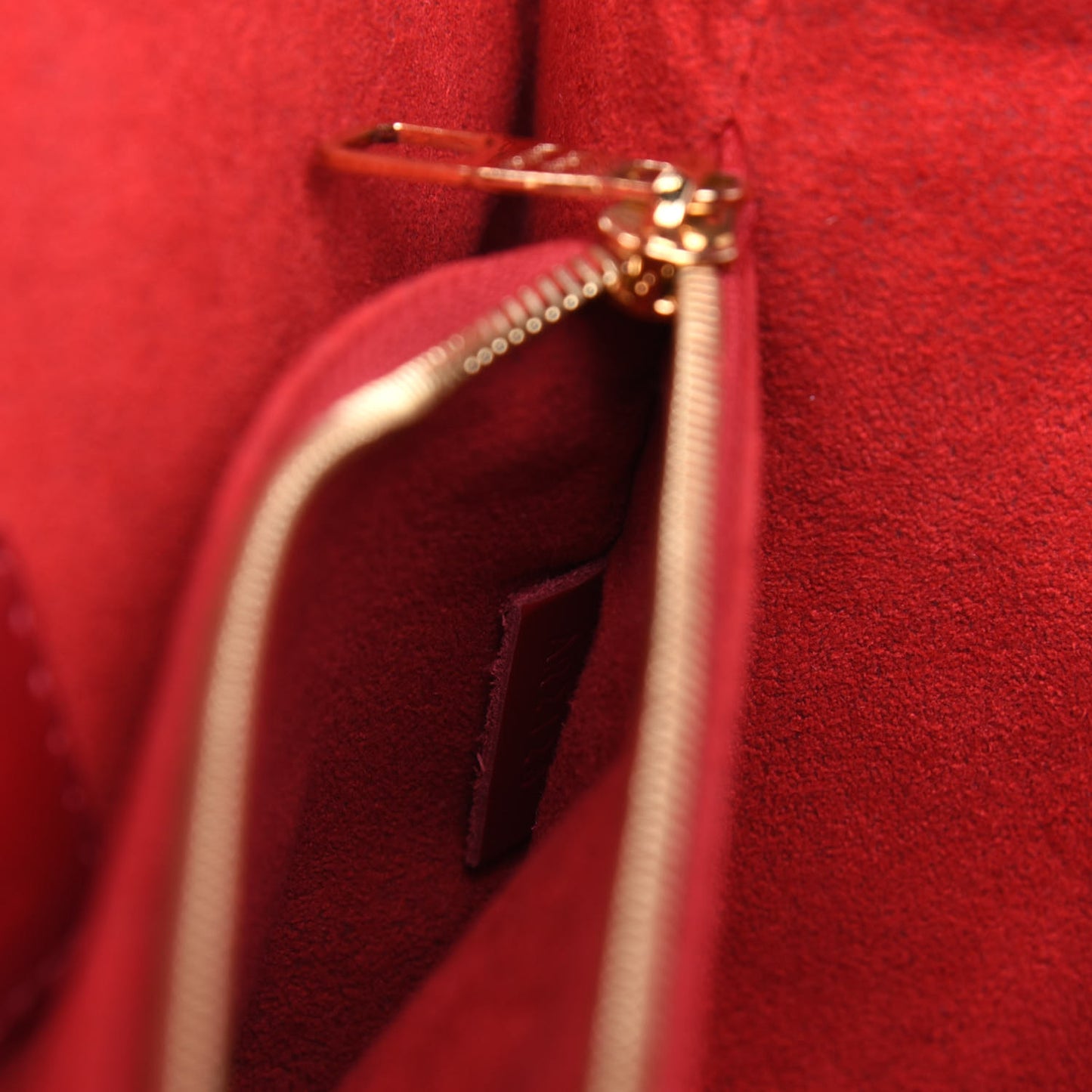 Damier Ebene Caissa Clutch Cherry