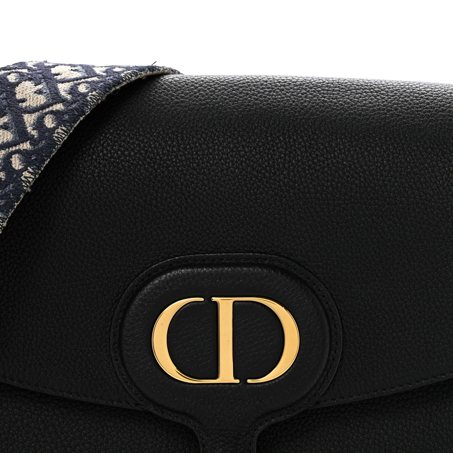 Grained Calfskin Large Bobby Flap Black