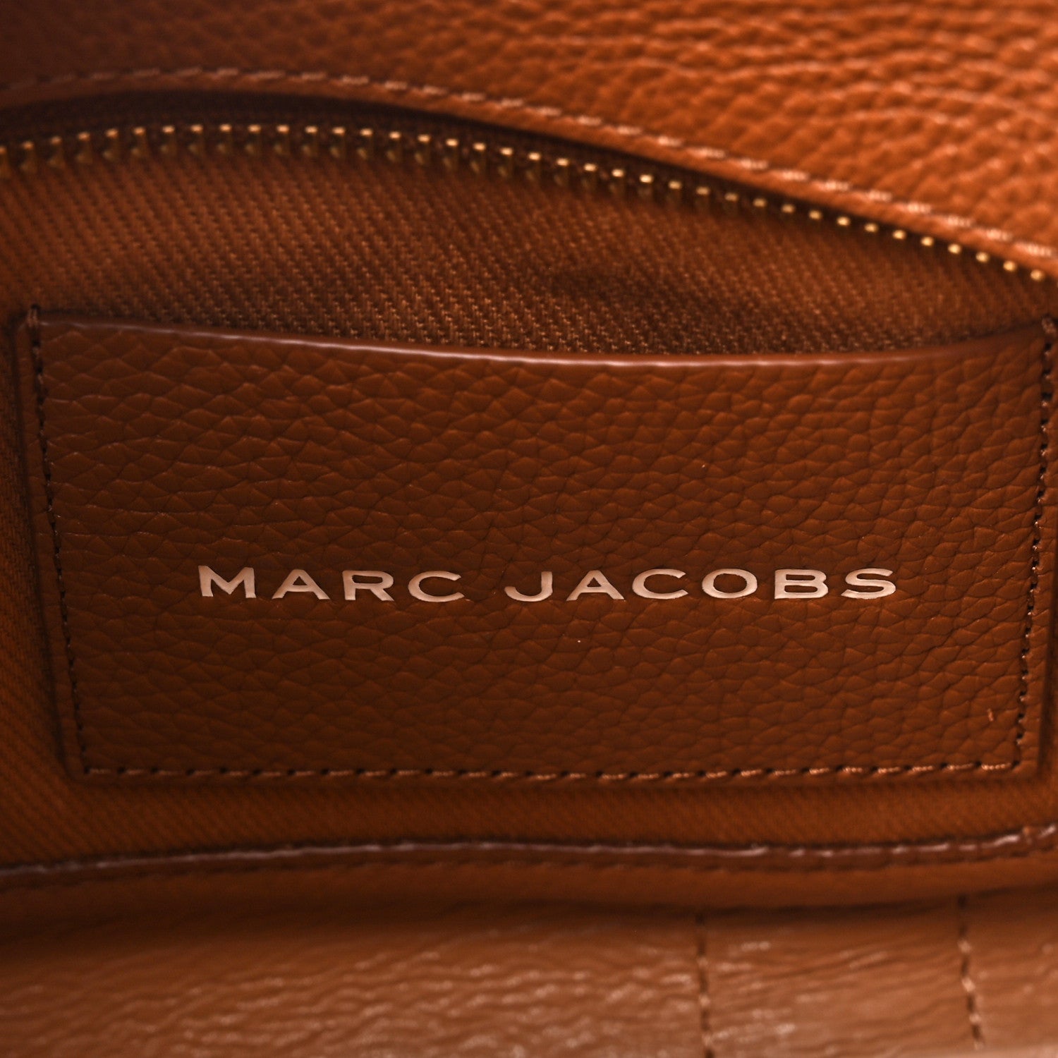 Marc Jacobs Grained Calfskin Small The Tote Bag Argan Oil 6 of 11