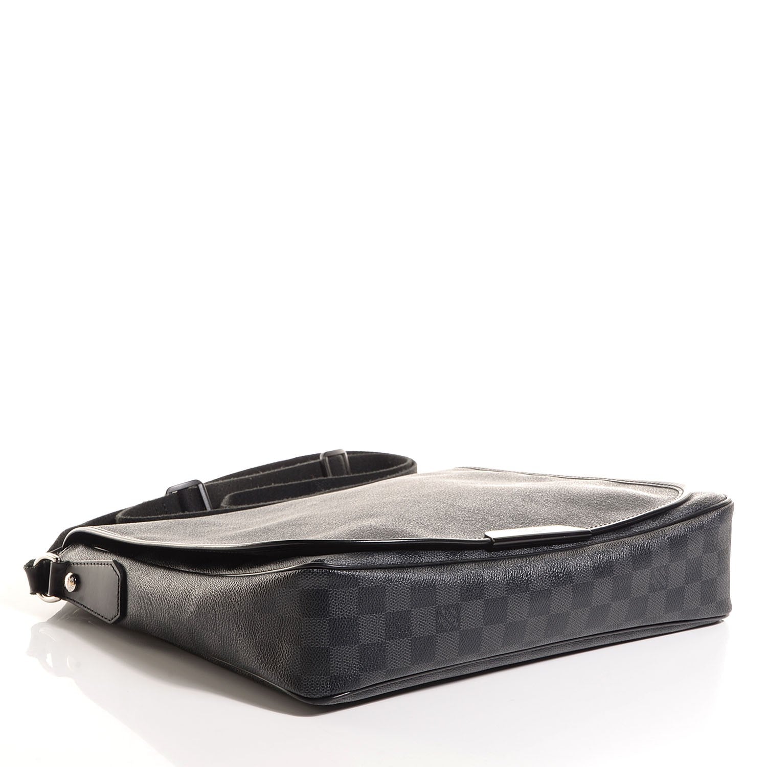 Louis Vuitton Damier Graphite Daniel MM 4 of 7