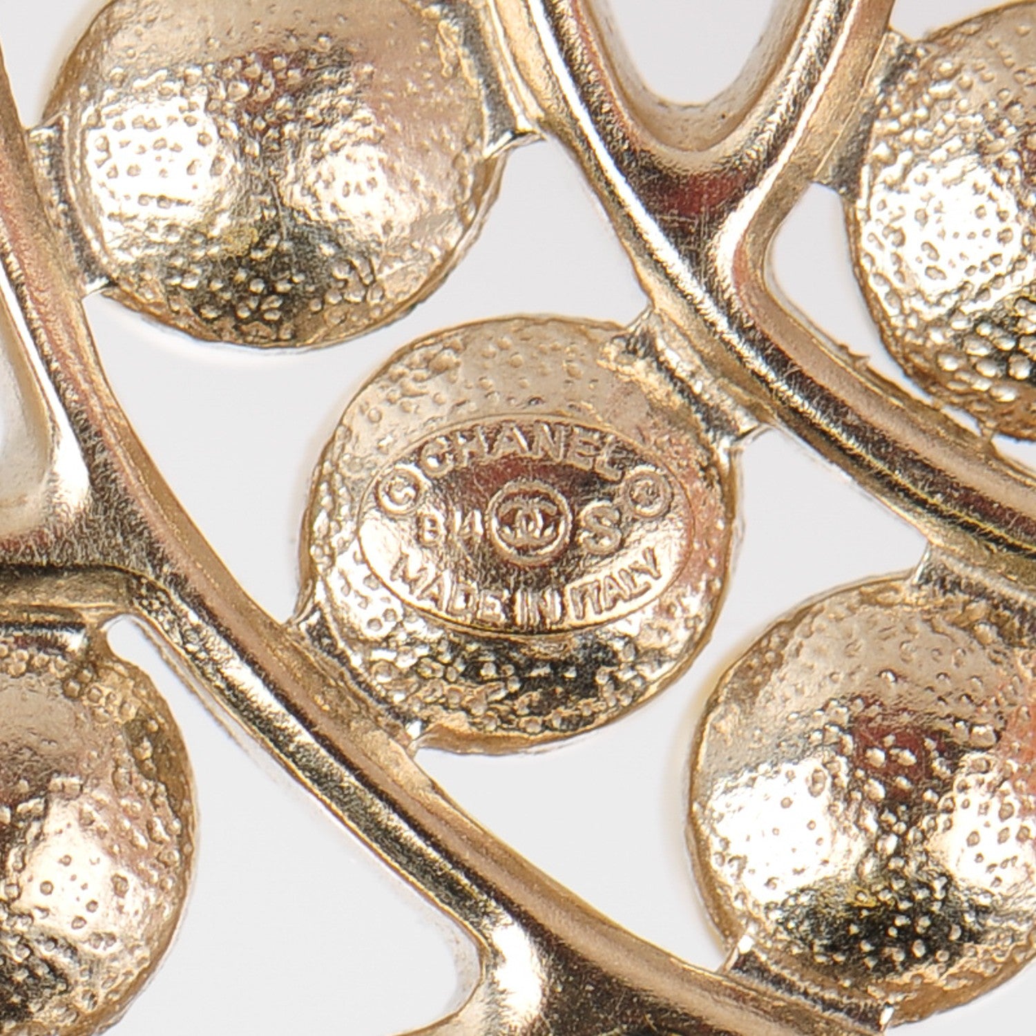 Chanel Pearl CC Brooch Light Gold 5 of 5
