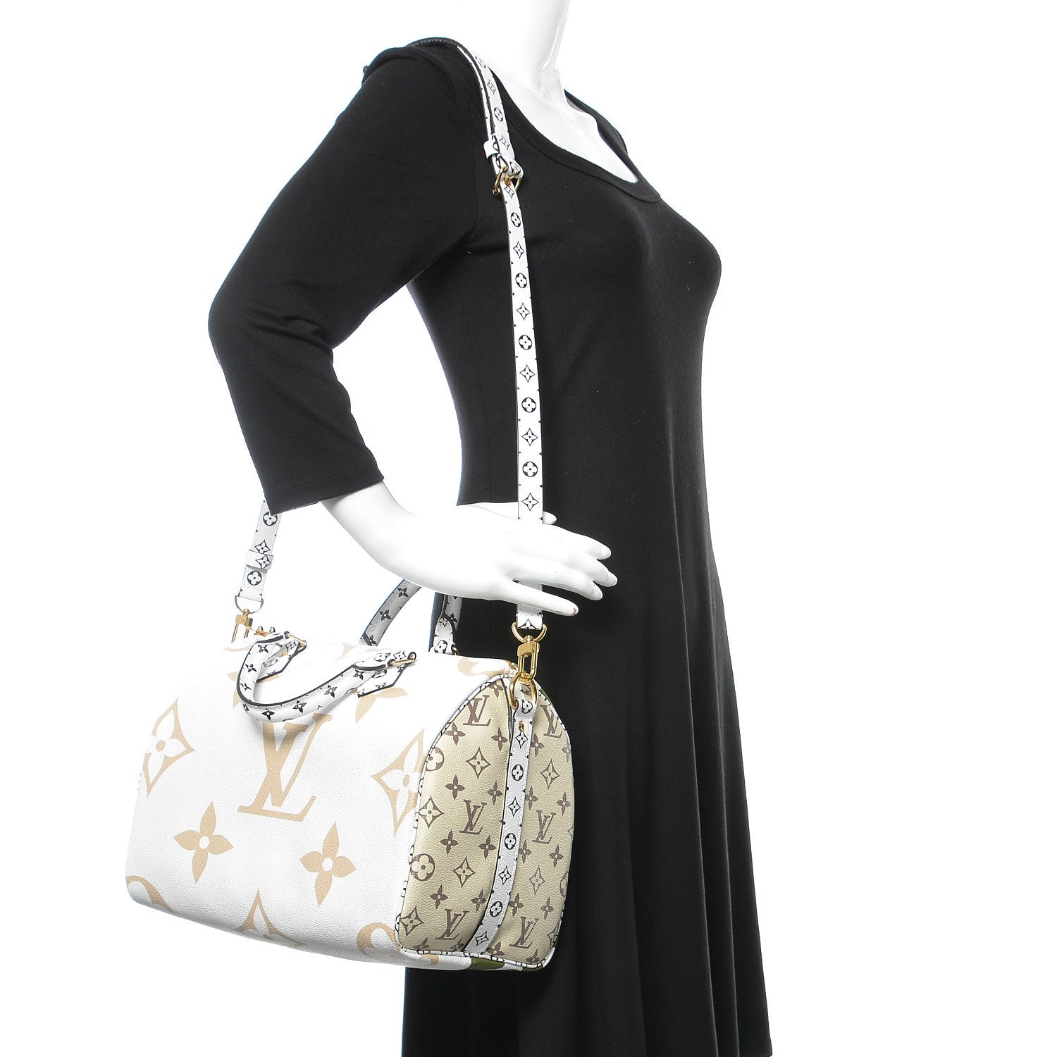 Louis Vuitton Monogram Giant Speedy Bandouliere 30 Kaki Beige 2 of 11