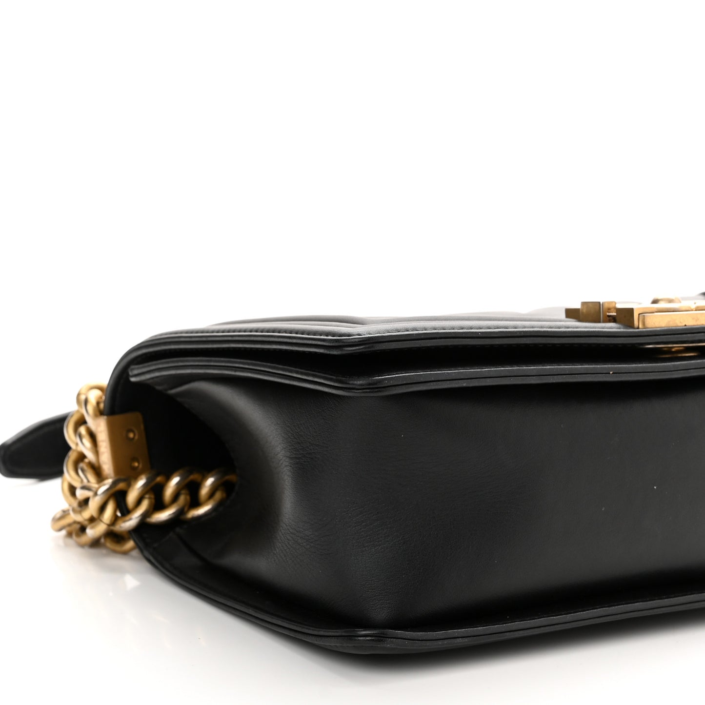 Calfskin Chevron Quilted Medium Boy Flap Black
