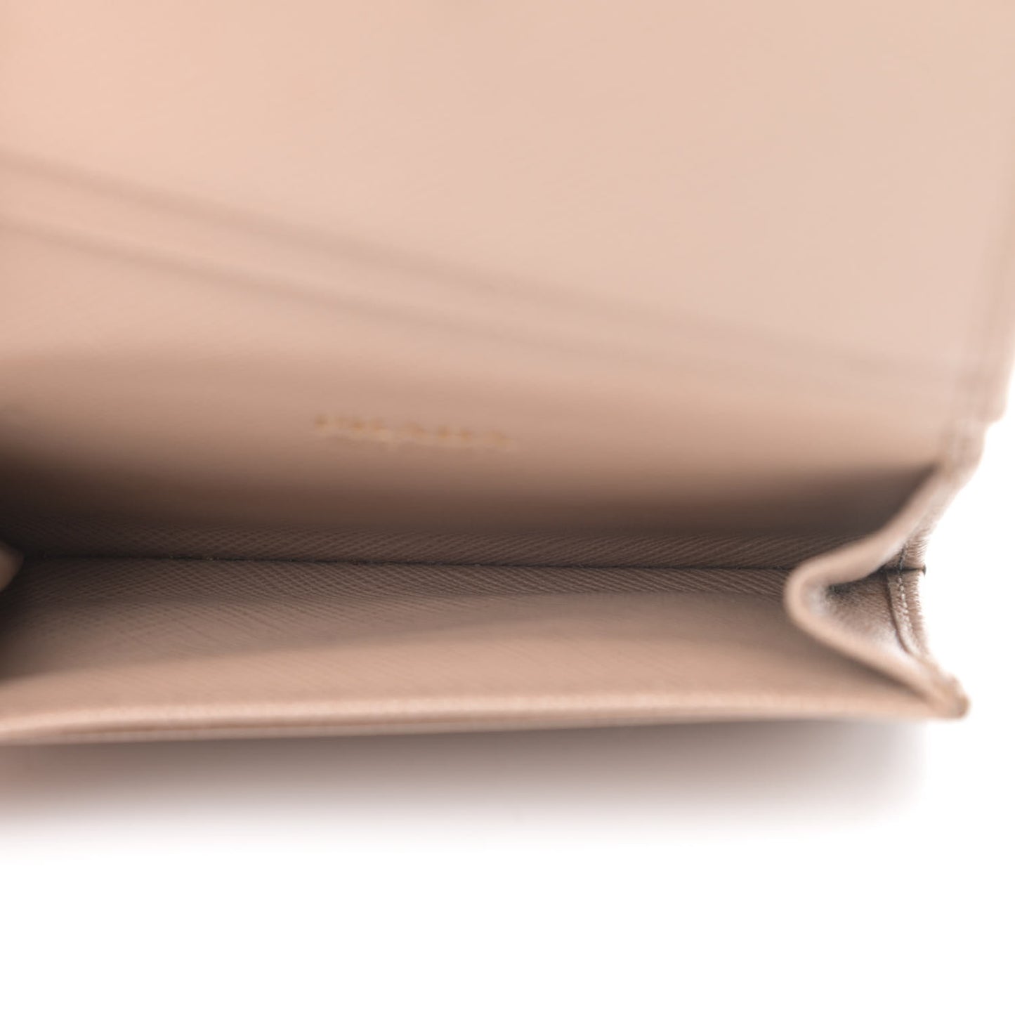 Saffiano Metal Bi-Fold Card Holder Wallet Cammeo