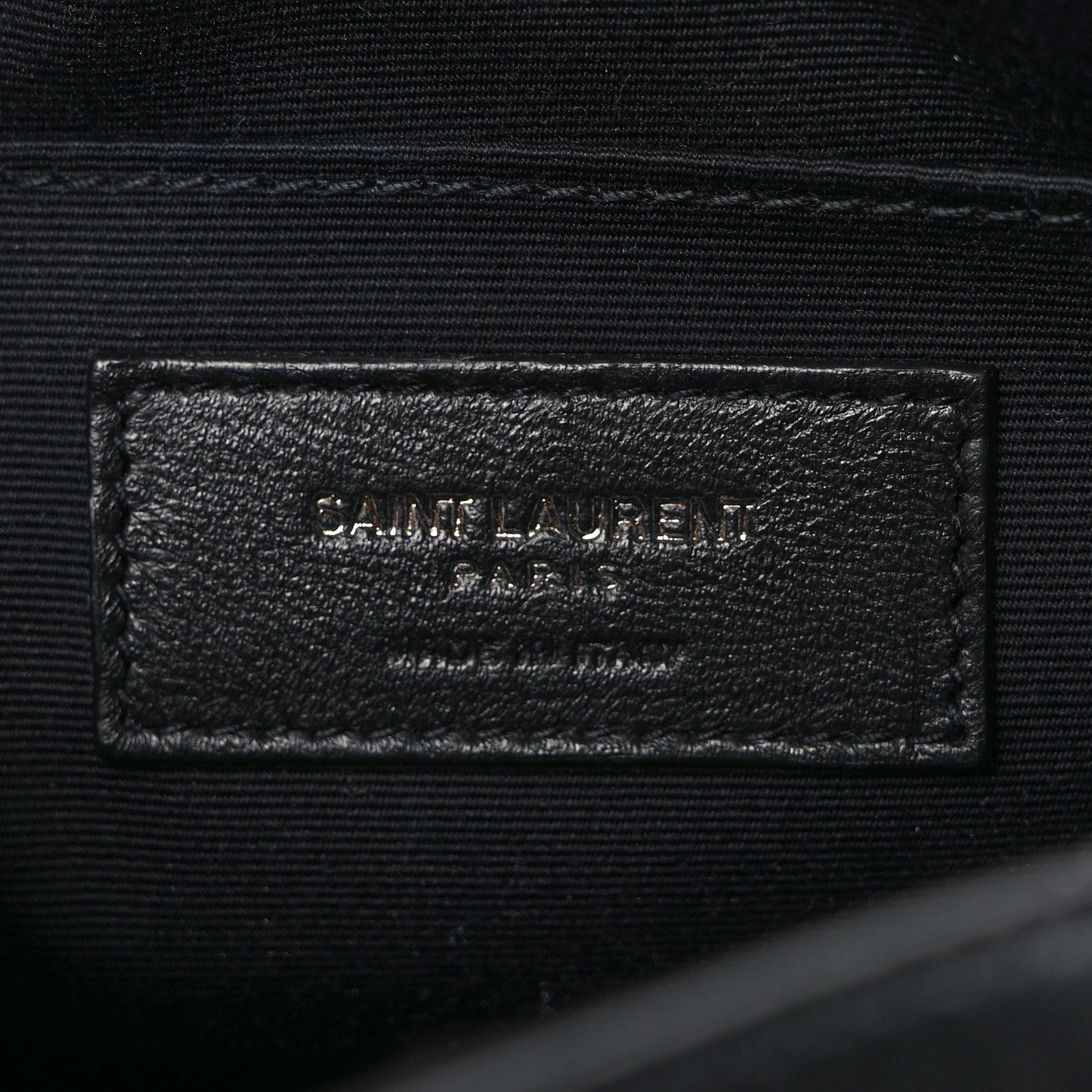 Saint Laurent Calfskin Matelasse Chevron Round Vinyle Camera Bag Black 6 of 9