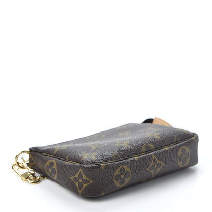 Louis Vuitton Monogram Mini Pochette Accessories 3 of 9
