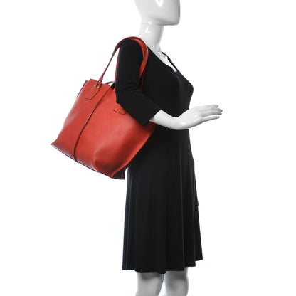Chloe Smooth Calfskin Medium Vick Tote Plaid Red 2 of 7