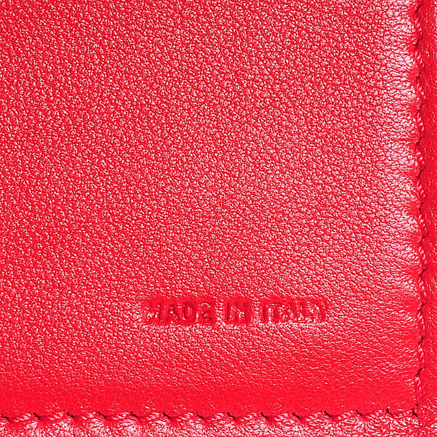Nappa Logo Embossed Long Wallet on Chain Rosso