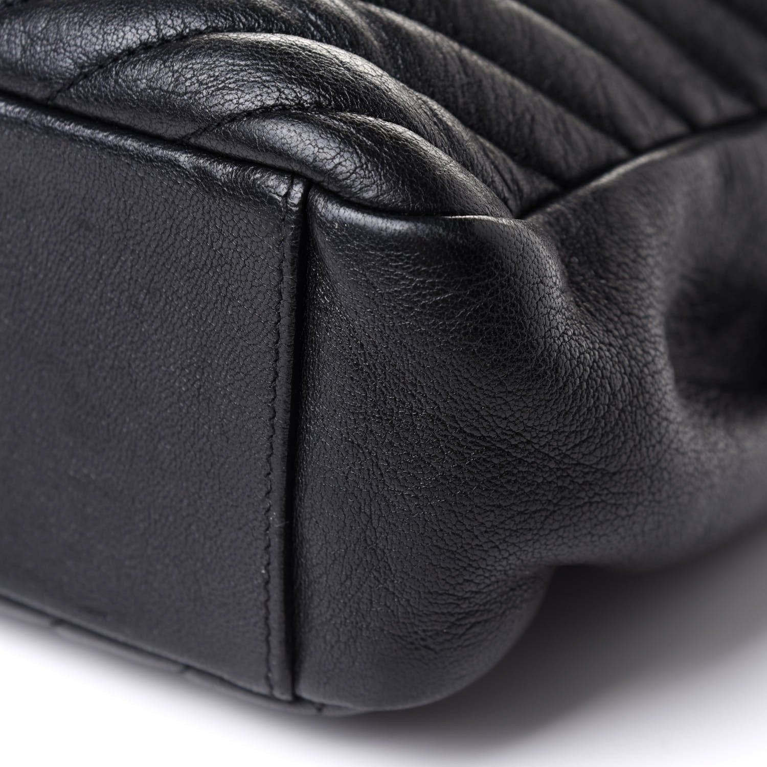 Saint Laurent Sheepskin Matelasse Chevron Monogram Monochrome Large College Satchel Black 8 of 8