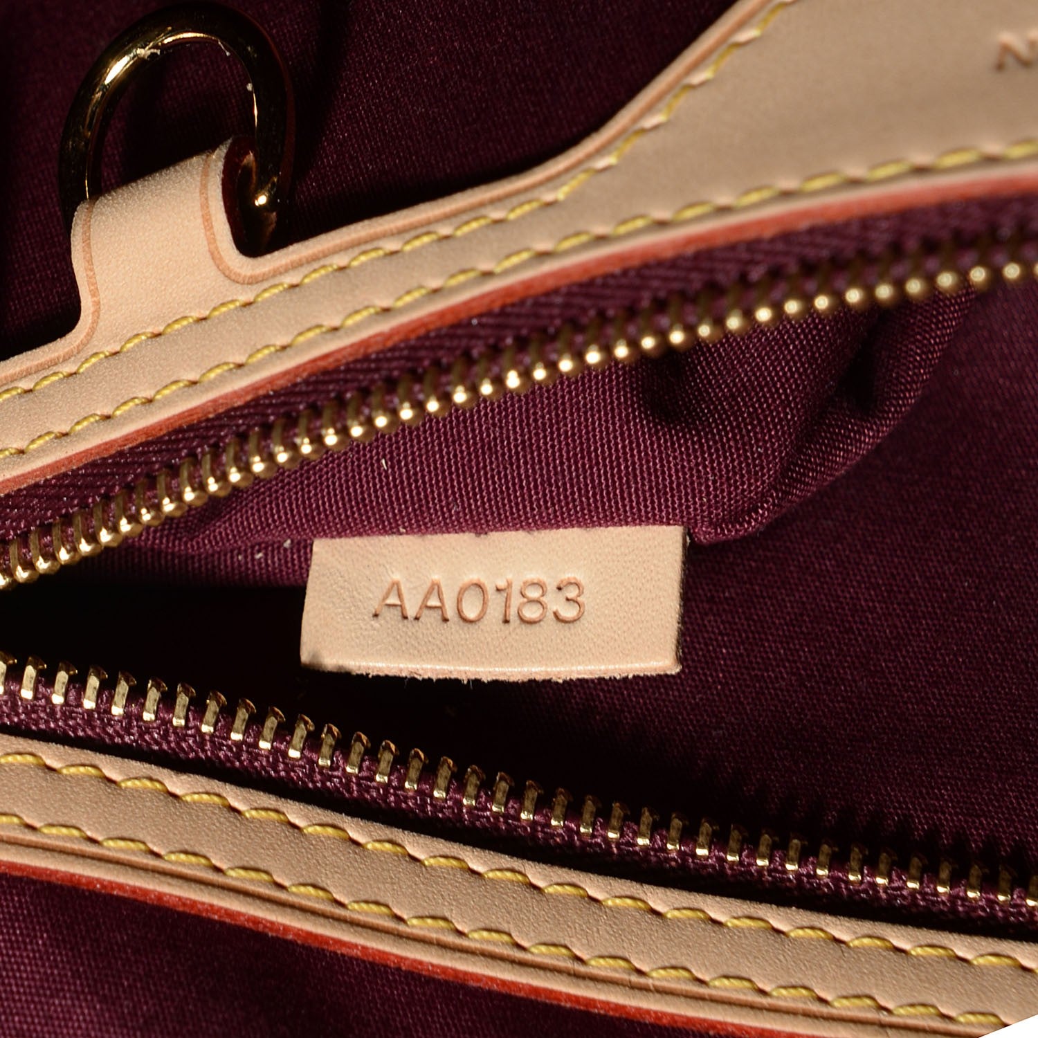 Louis Vuitton Vernis Brea MM Rouge Fauviste 7 of 7