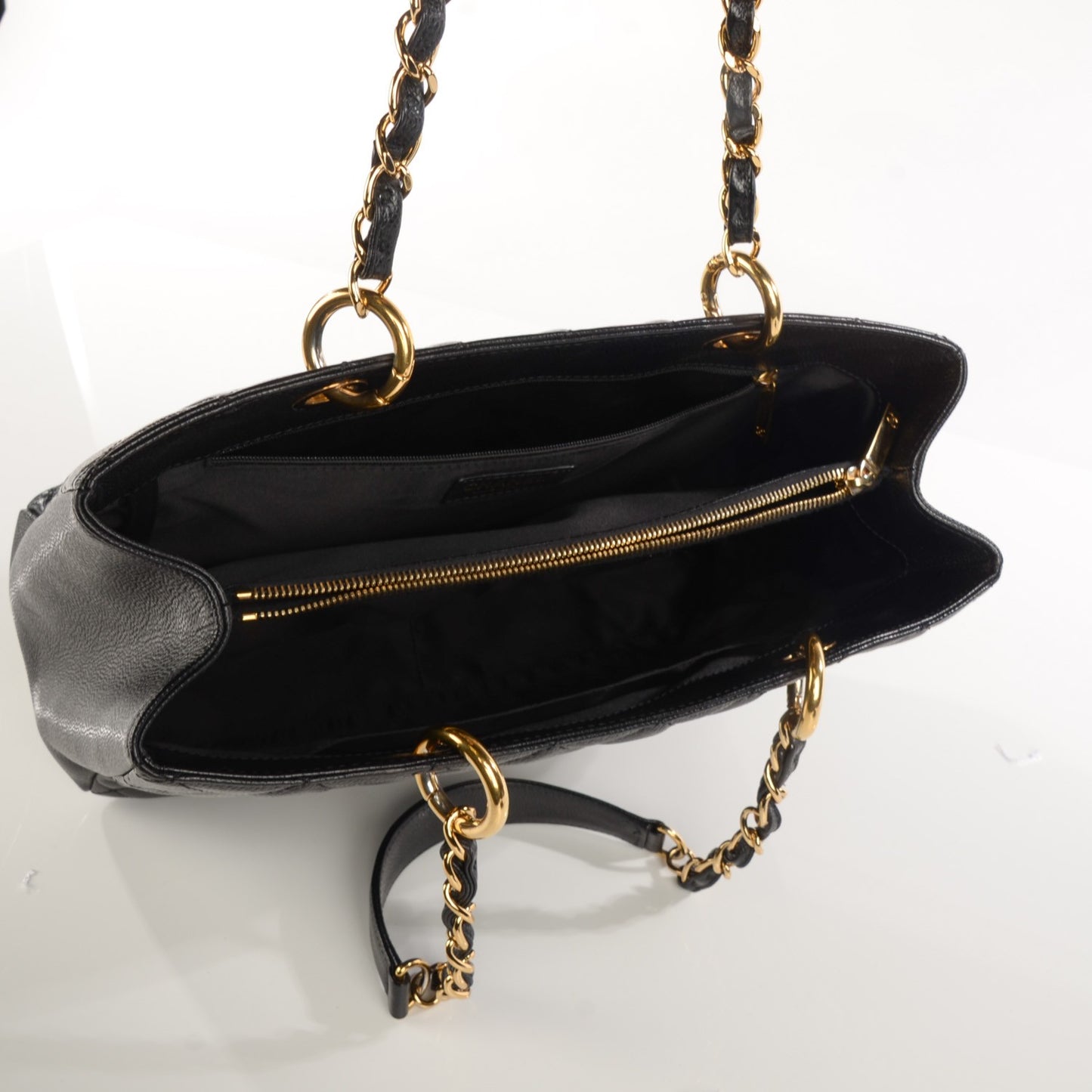 Caviar Quilted Grand Shopping Tote GST Black