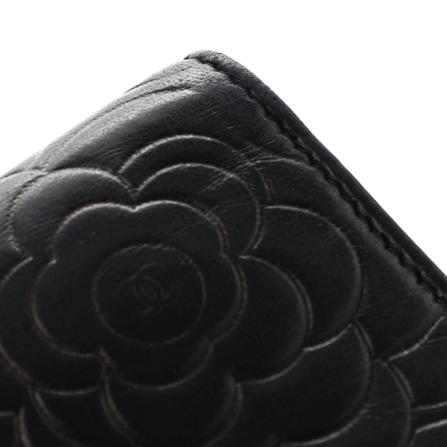 Lambskin Camellia Embossed Yen Wallet Black