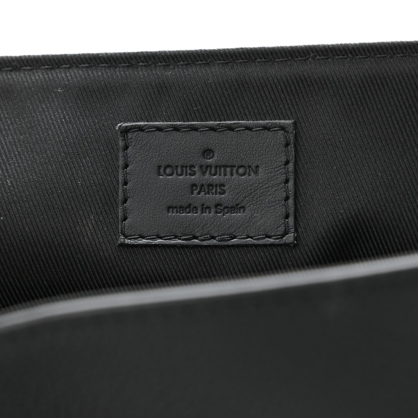Calfskin Aerogram Messenger Black
