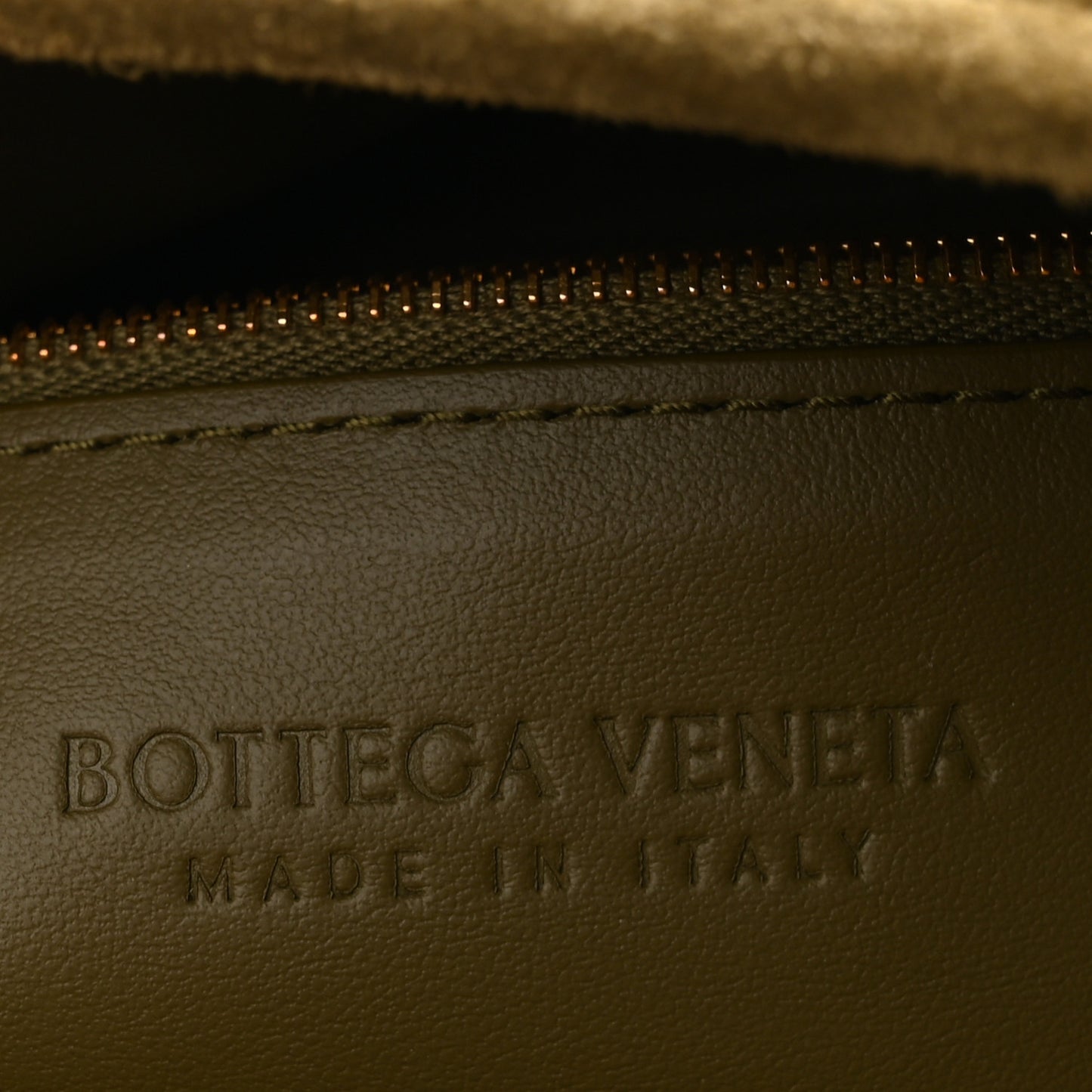 Suede Intrecciato Large Hop Mud