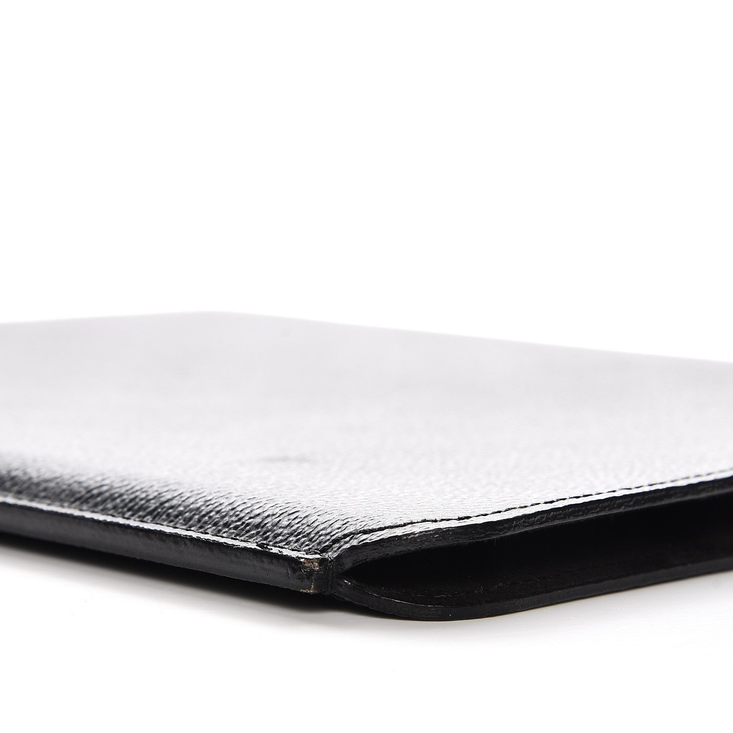 Louis Vuitton Damier Graphite Ipad Hardcase 8 of 9
