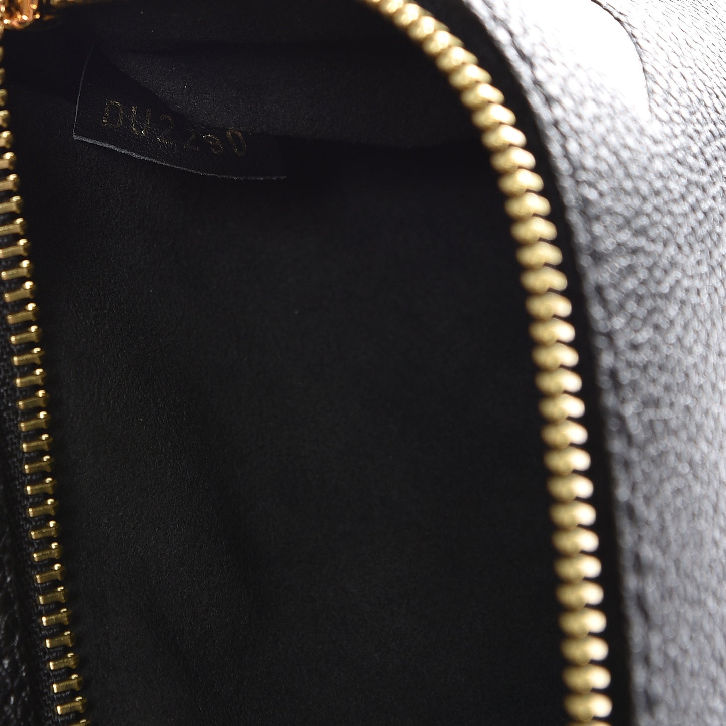 Empreinte Monogram Giant Crafty Pochette Metis Black Creme