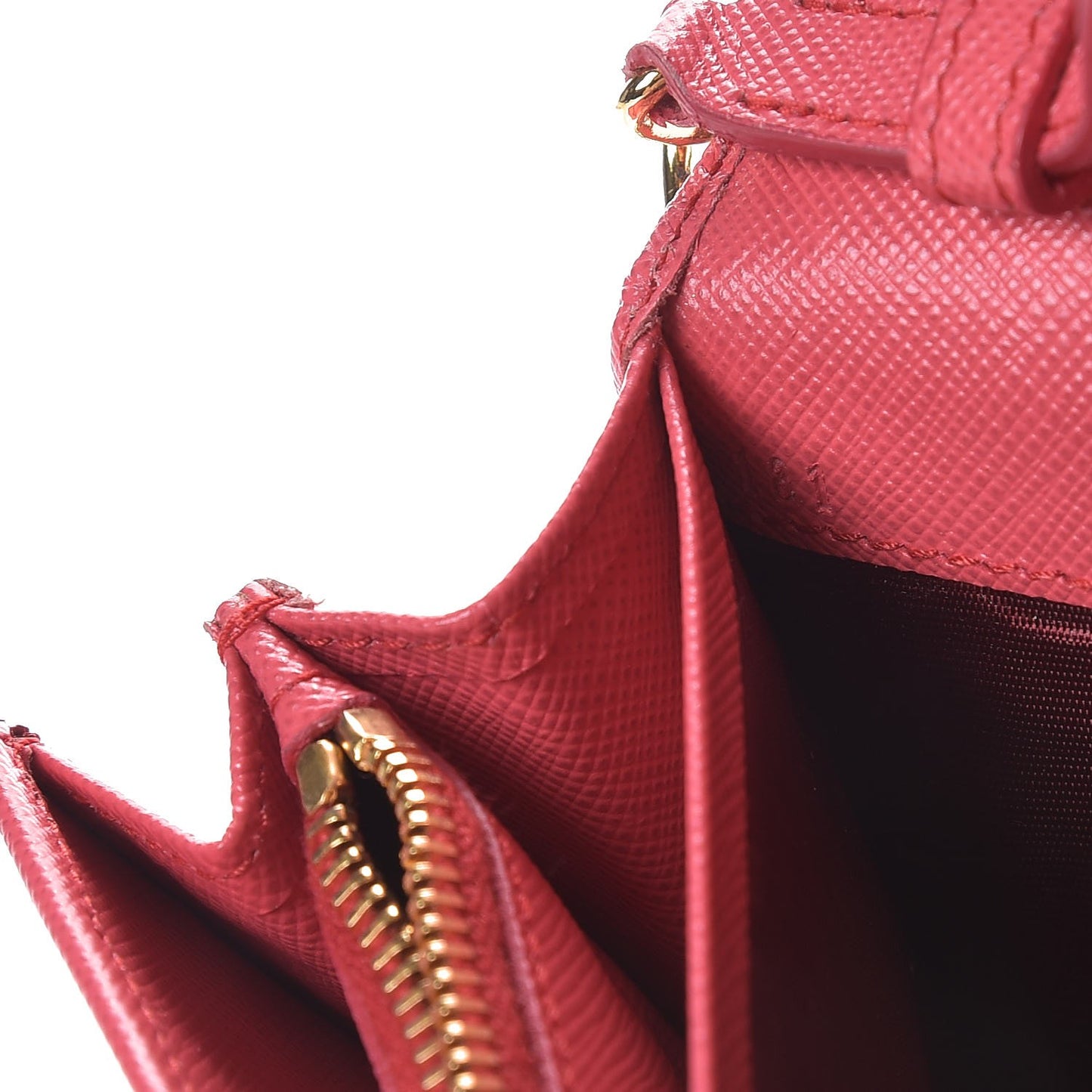 Saffiano Metal Oro Chain Wallet Peonia