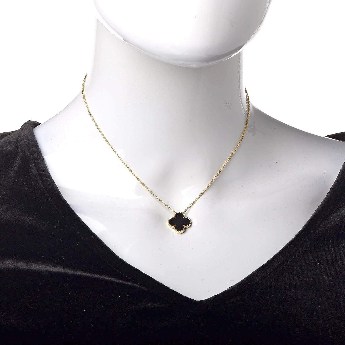 18K Yellow Gold Black Onyx Vintage Alhambra Pendant Necklace