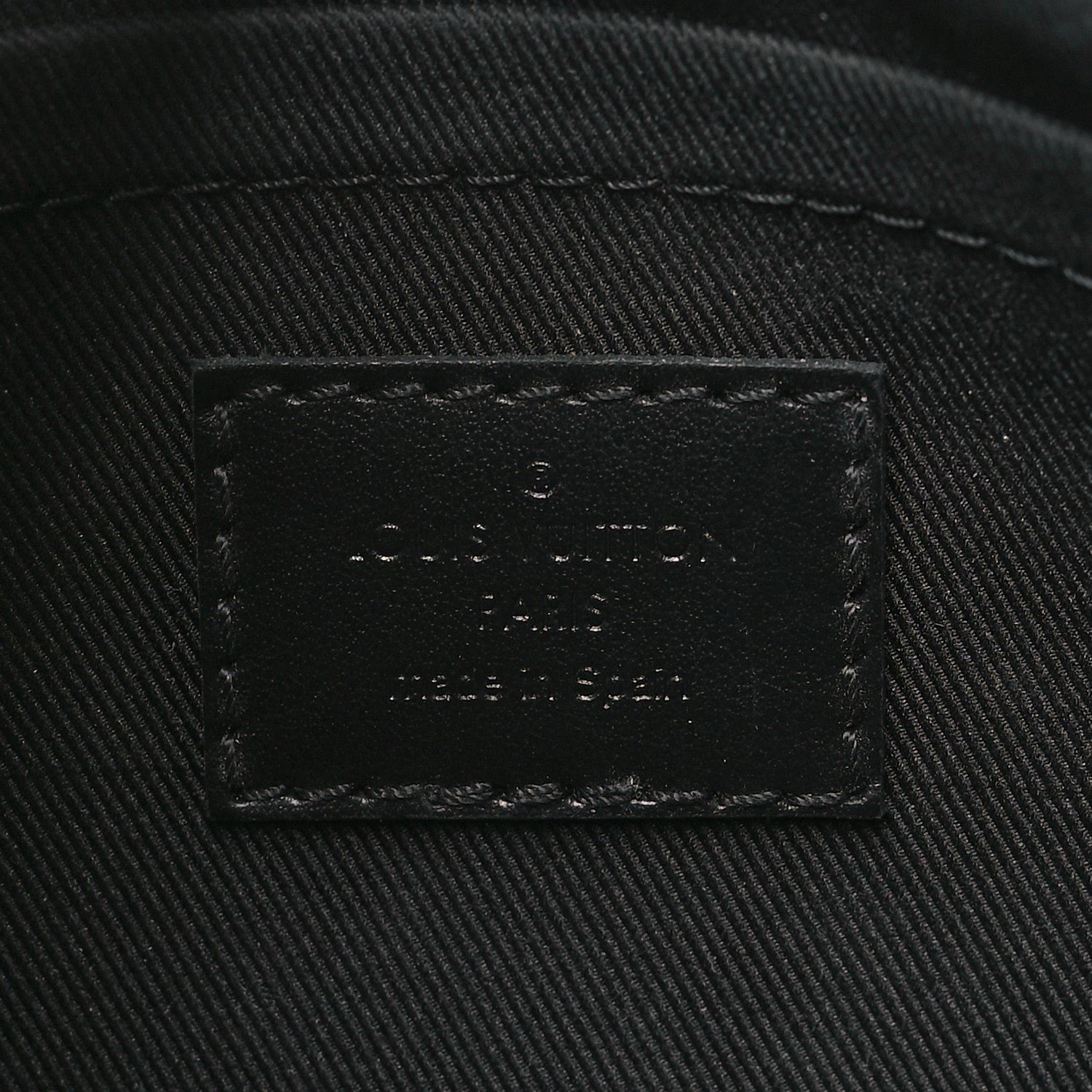 Louis Vuitton Monogram Eclipse Alpha Messenger 6 of 9