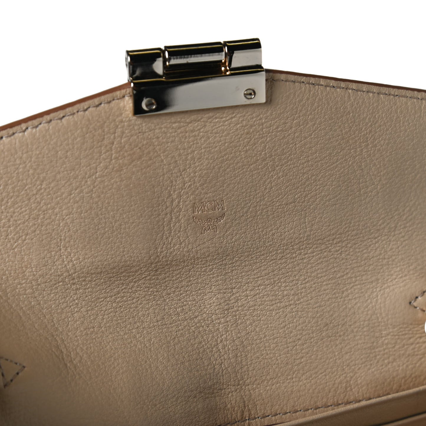 Metallic Visetos Patricia Wallet On Chain Gold