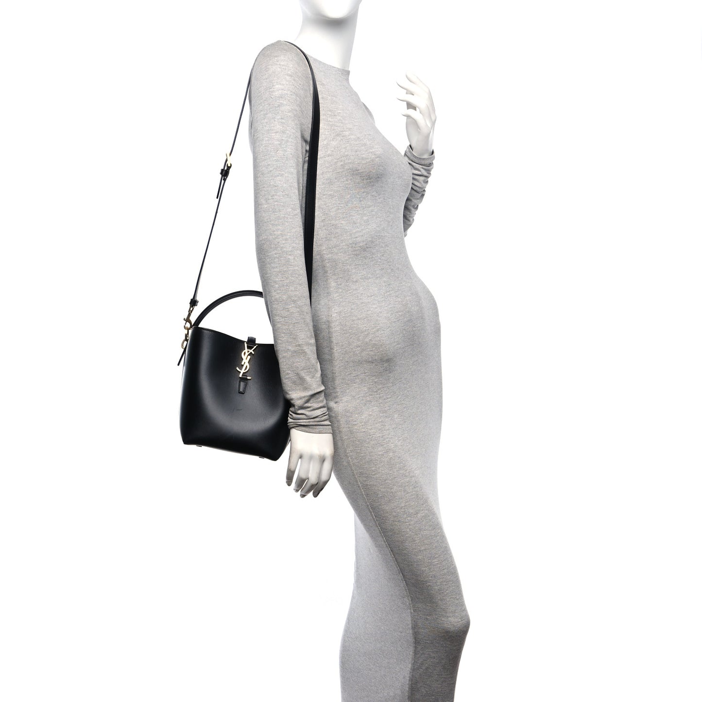 Shiny Calfskin Le 37 Mini Bucket Bag Black