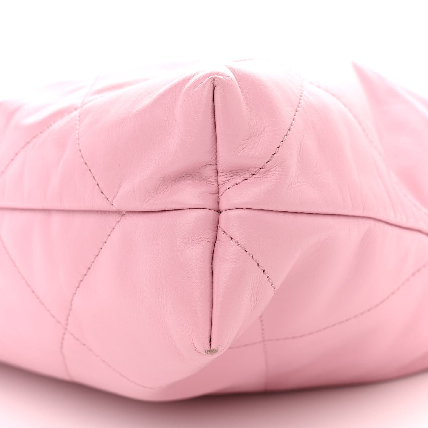 Shiny Calfskin Quilted Chanel 22 Pink