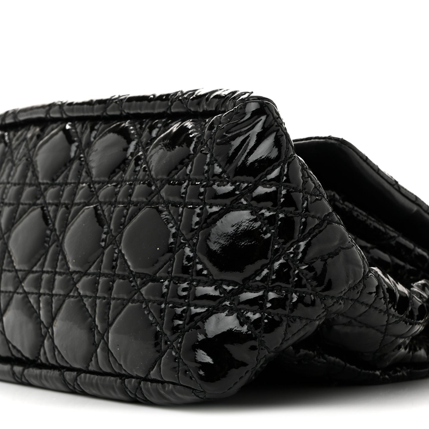 Patent Cannage New Lock Flap Black