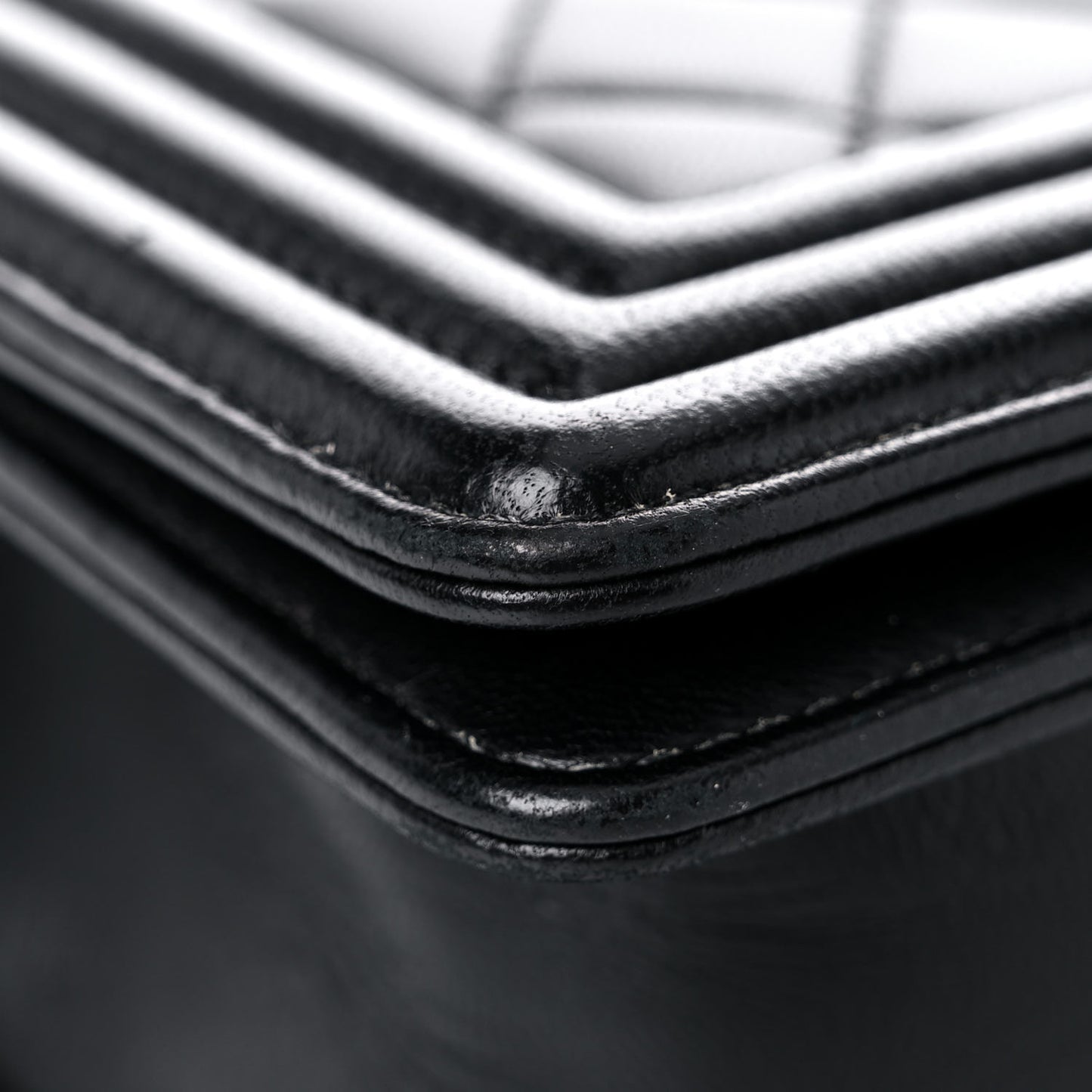 Lambskin Quilted Small Boy Flap Black