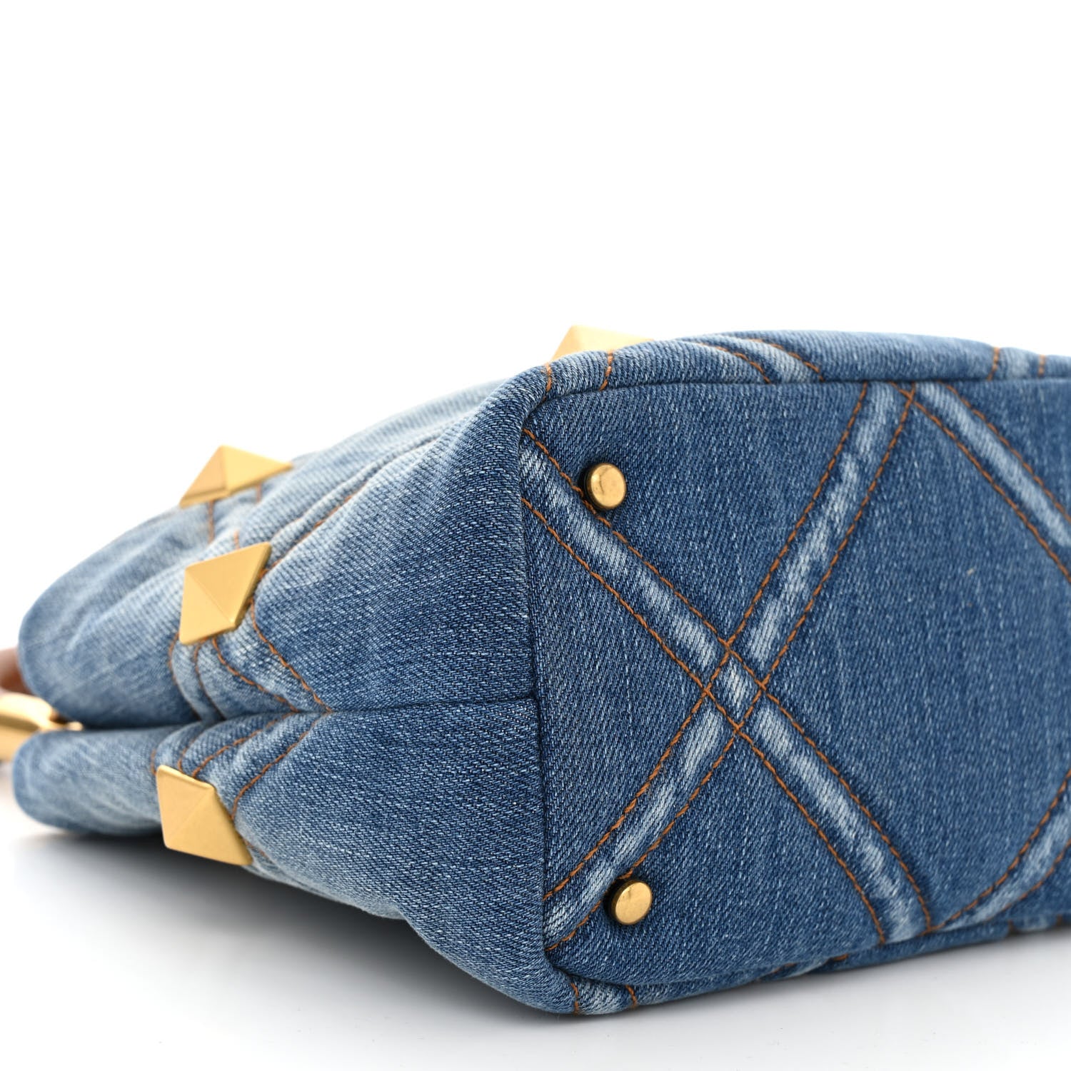 Valentino Garavani Denim Small Roman Stud The Handle Bag Light Denim Selleria 8 of 9