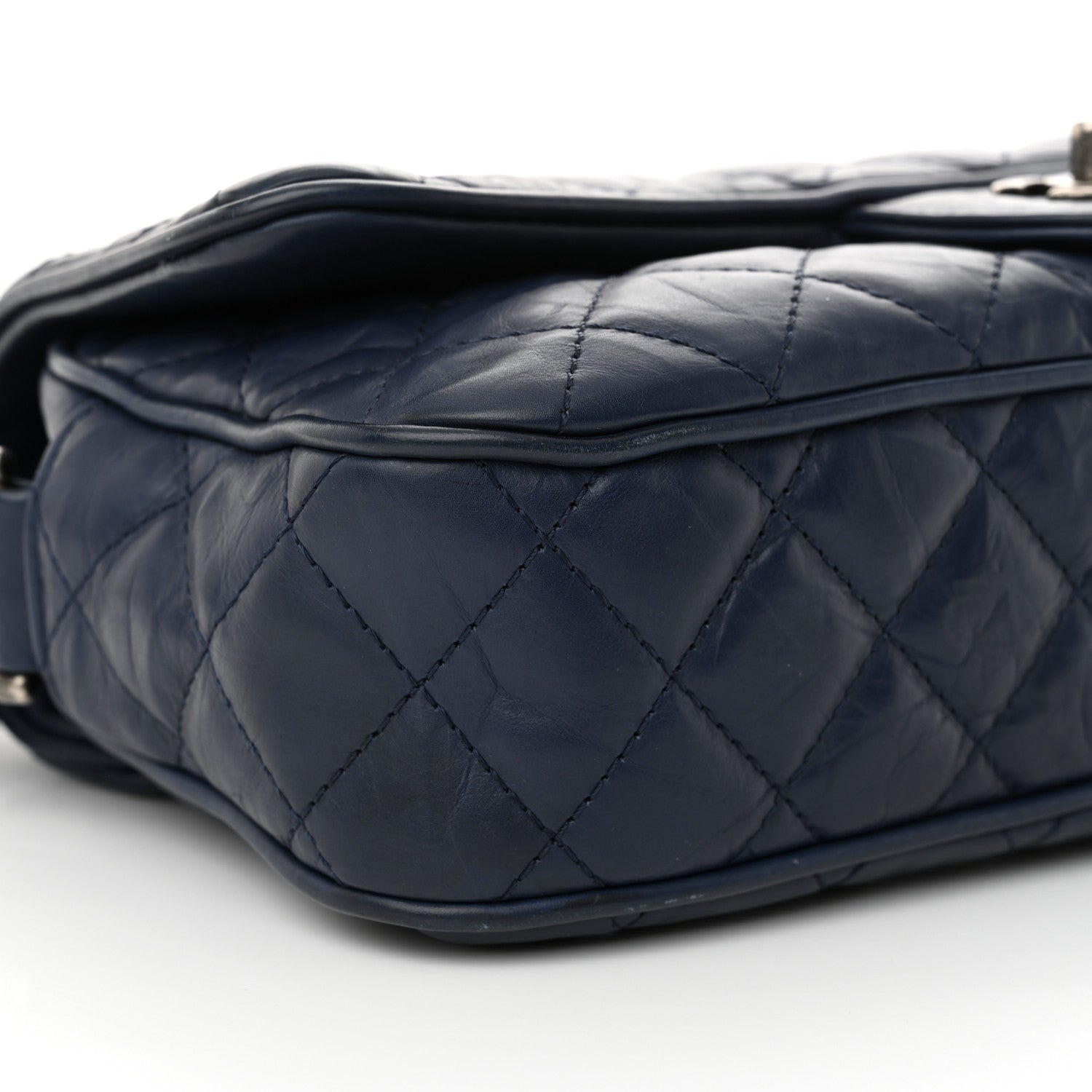 Chanel Crumpled Calfskin Quilted Medium Casual Rock Flap Navy 9 of 12