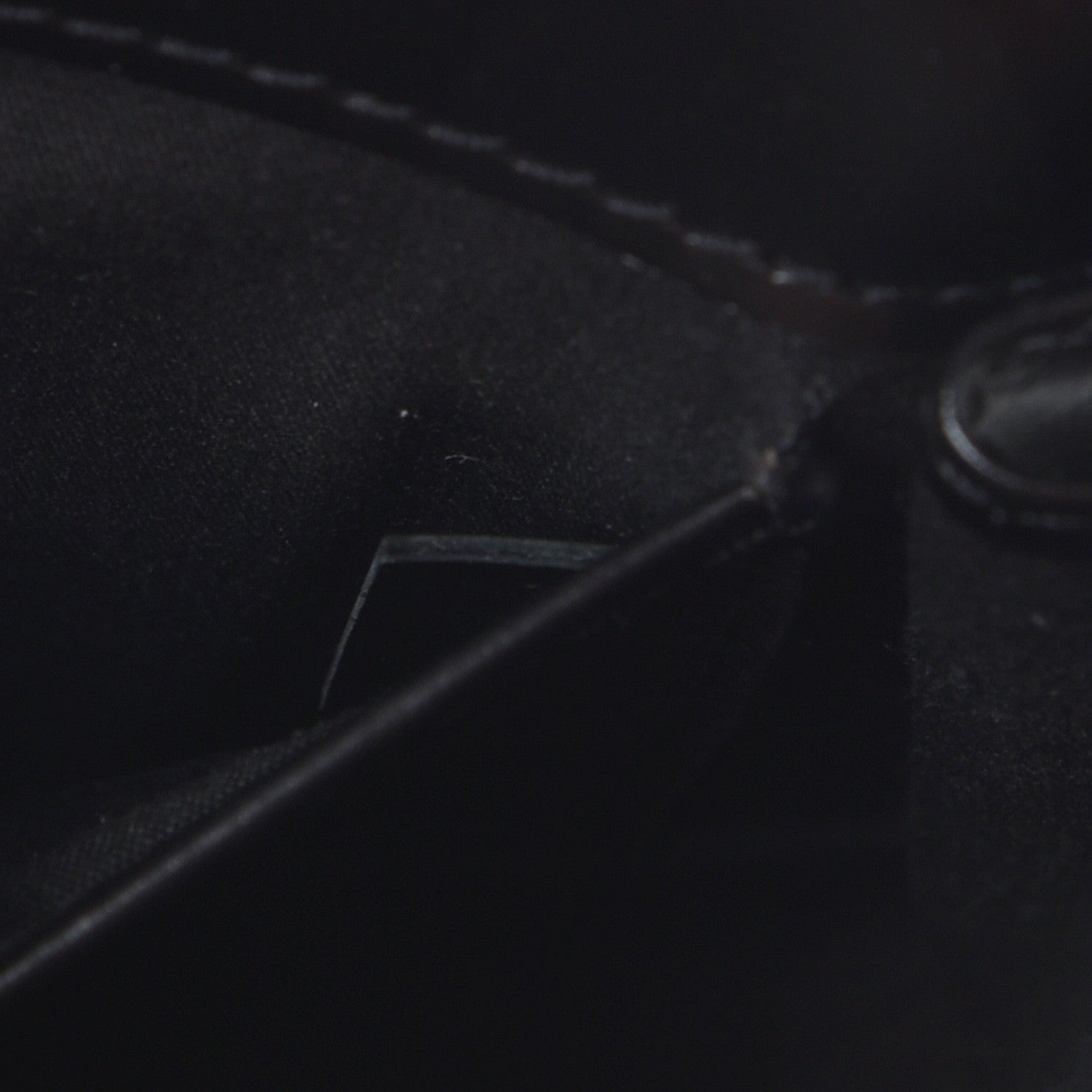 Louis Vuitton Epi Honfleur Black 7 of 8