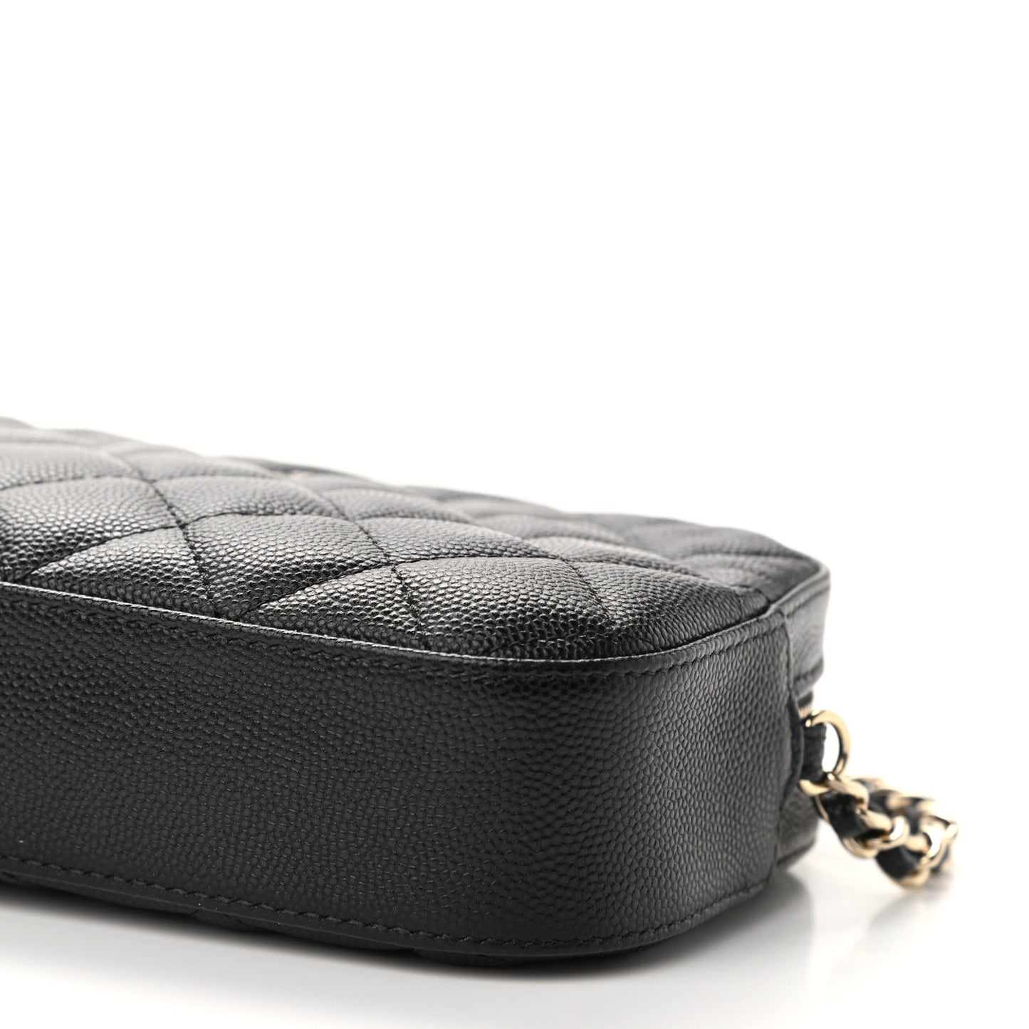 Caviar Quilted Vanity With Chain Black