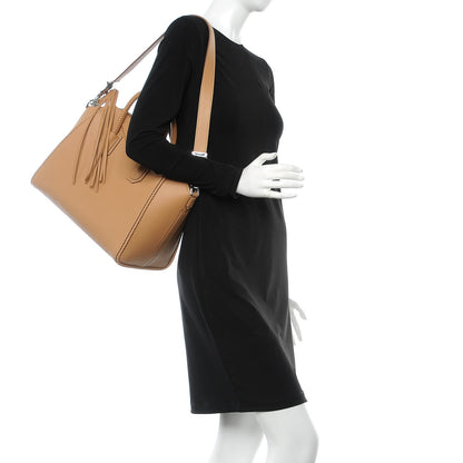 Givenchy Sugar Goatskin Braided Medium Antigona Medium Beige 2 of 8