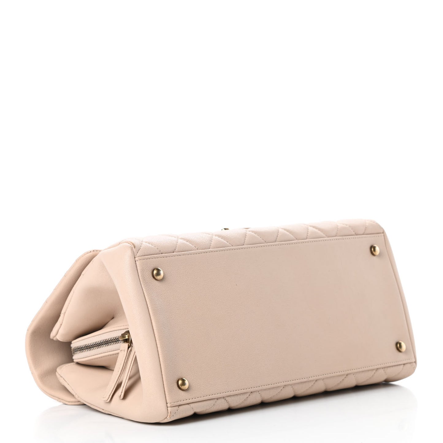 Shiny Sheepskin Quilted Large Trapezio Flap Beige