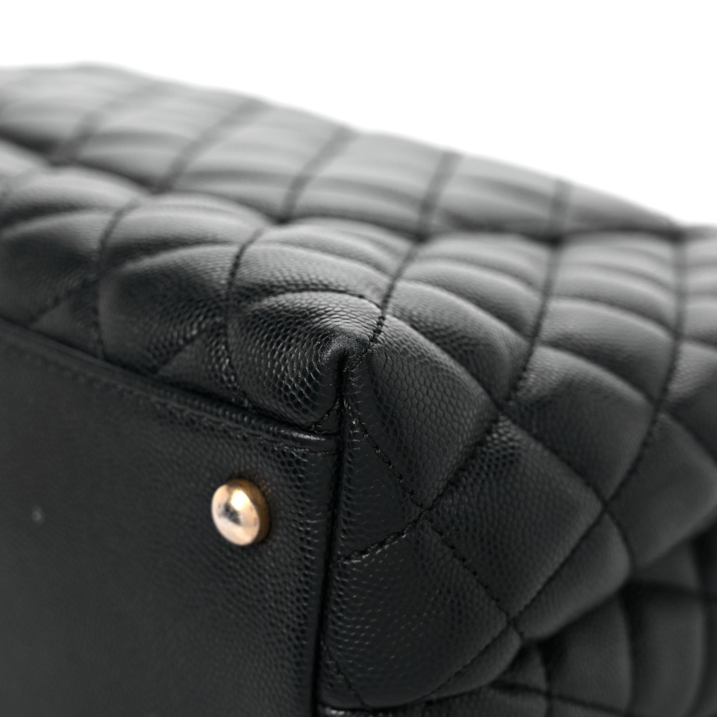 Caviar Lizard Quilted Medium Coco Handle Flap Black