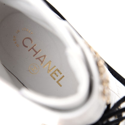 Chanel Shiny Goatskin Calfskin Quilted Lace Up Combat Boots 38.5 White Black 8 of 10