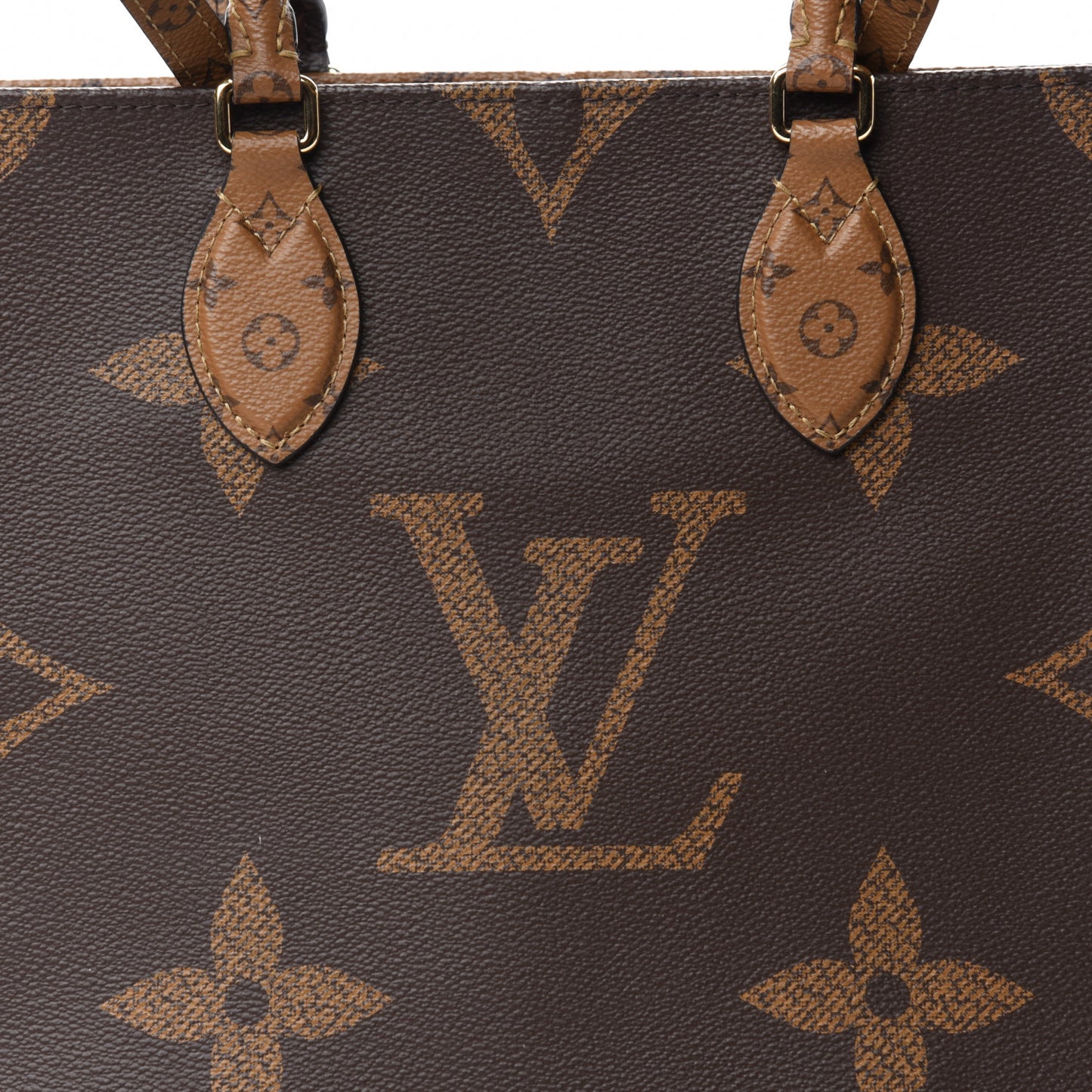 Reverse Monogram Giant Onthego MM