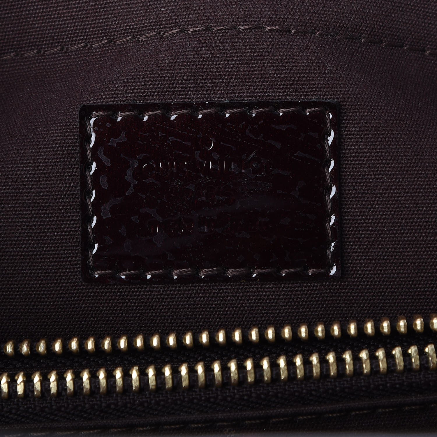 Louis Vuitton Vernis Montaigne MM Amarante 6 of 10