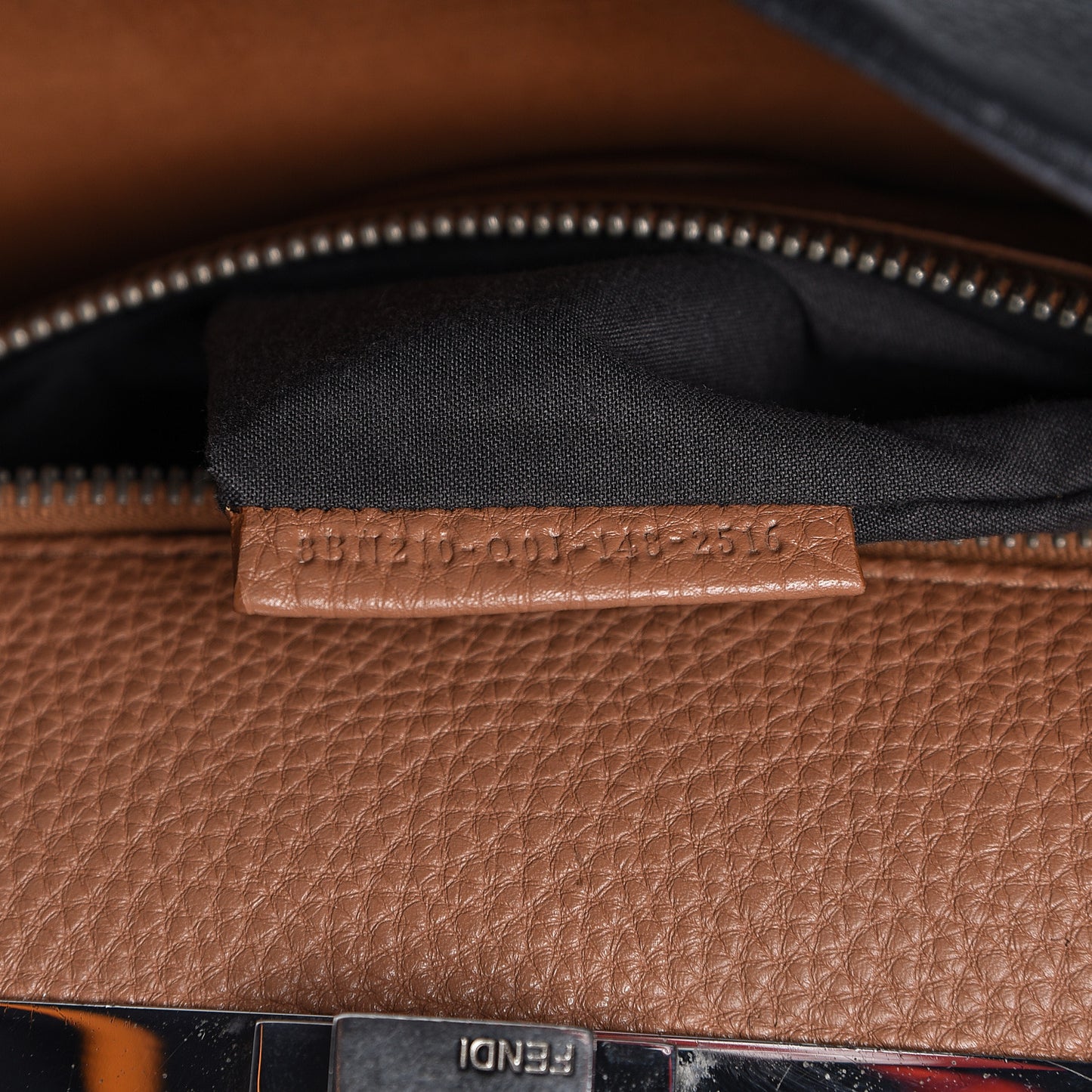 Cuoio Romano Selleria Bi-Color Large Peekaboo Iconic Satchel Black Mou