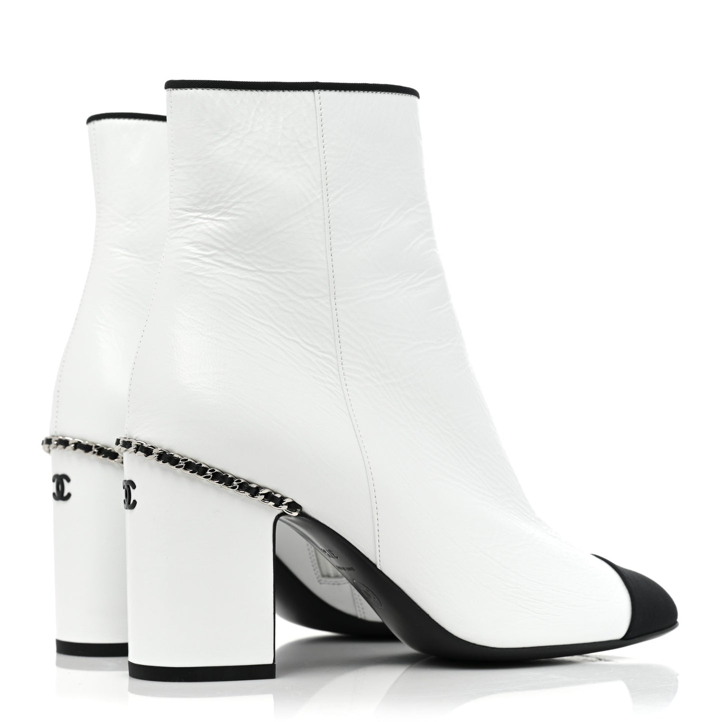 Laminated Lambskin Grosgrain Cap Toe Chain Short Boots 37.5 White Black