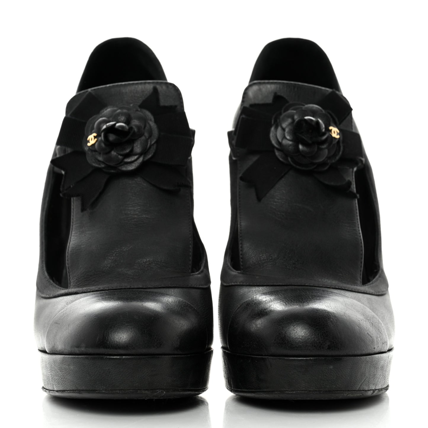 Lambskin Cap Toe Camellia CC Pumps 41 Black