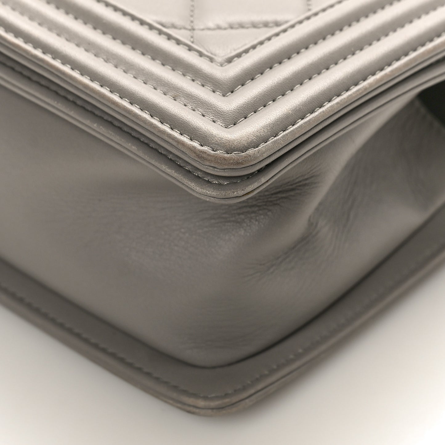 Lambskin Quilted Small Boy Flap Grey