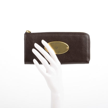 Mulberry Natural Leather Slim Zip Around Wallet Chocolate 2 of 5