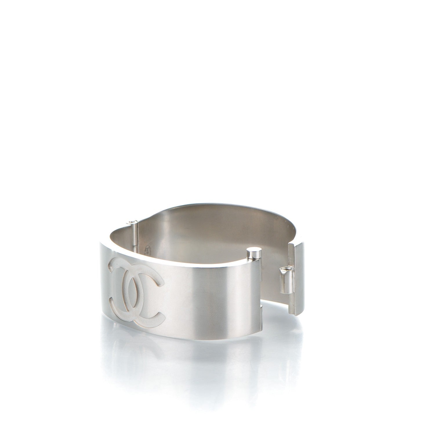 Chanel Metal CC Mirror Cuff Silver 4 of 5