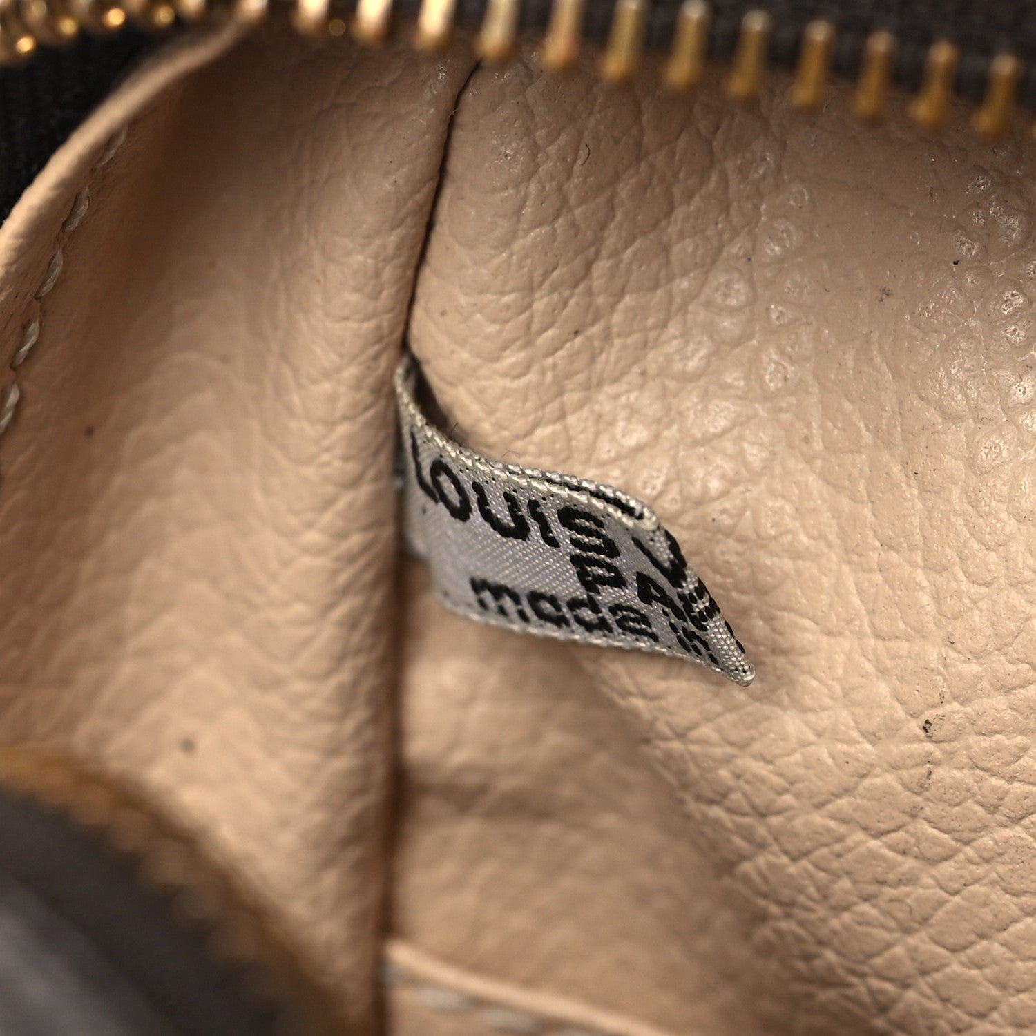 Louis Vuitton Monogram Trousse Toilette 28 6 of 6