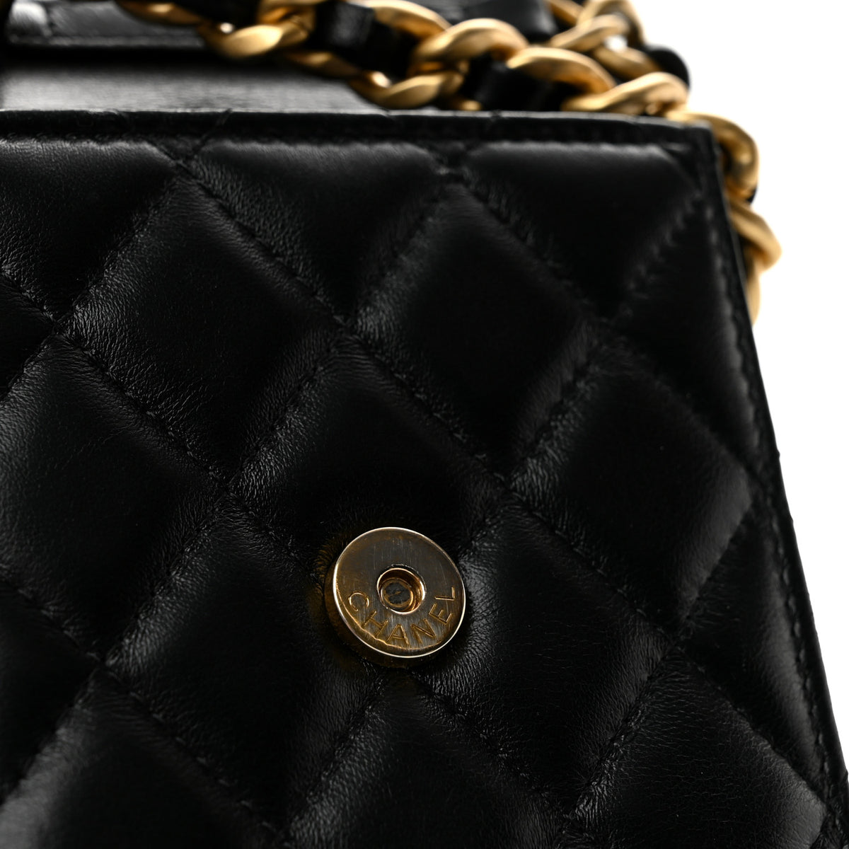 Lambskin Quilted Lacquered Chain Phone Holder With Chain Black
