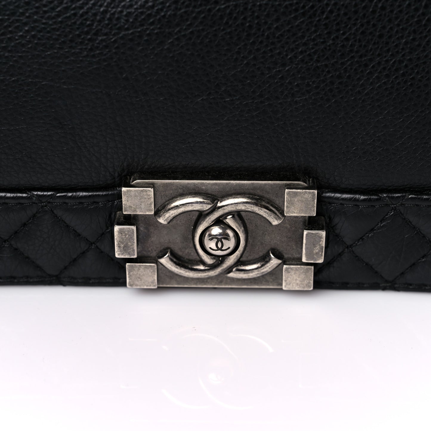 Calfskin New Medium Boy Reverso Flap Black
